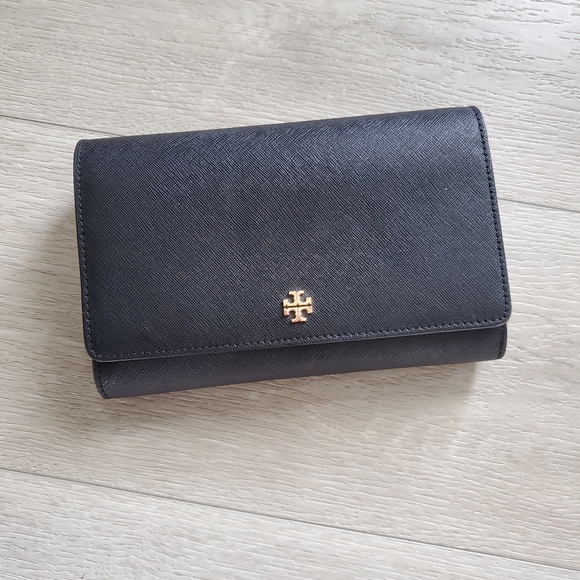 Tory Burch WOC - Picture 2 of 8